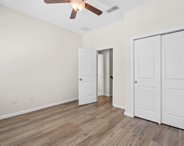 12129 Trailhead Drive - Photo Thumbnail 33