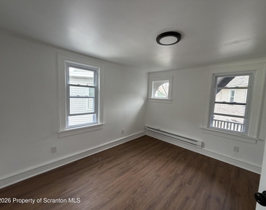 771 Hazle Street - Photo Thumbnail 6
