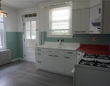 2140 W Washington Street - Photo Thumbnail 9