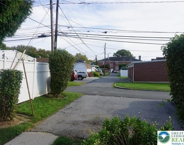 2140 W Washington Street - Photo Thumbnail 21