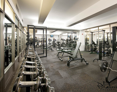 10 Hanover Square - Photo Thumbnail 8