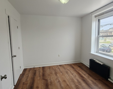 1220 State Street - Photo Thumbnail 5
