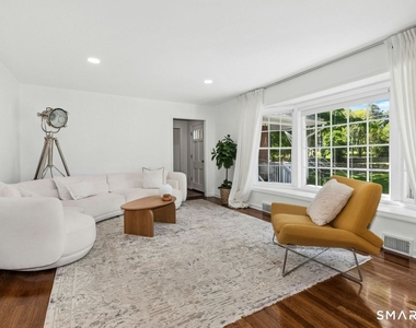 46 White Birch Road - Photo Thumbnail 4