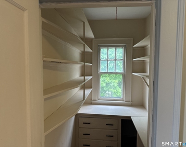 35 Woodmere Road - Photo Thumbnail 11