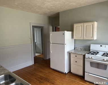 35 Woodmere Road - Photo Thumbnail 12