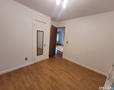 5 Laurel Drive - Photo Thumbnail 11