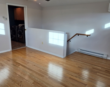 35 1/2 Lafayette Street - Photo Thumbnail 18