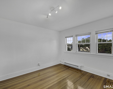 78 Lancaster Road - Photo Thumbnail 4