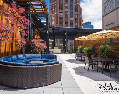10 Hanover Square - Photo Thumbnail 6
