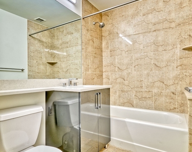 10 Hanover Square - Photo Thumbnail 4