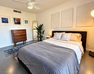 2867 Geary Place - Photo Thumbnail 4