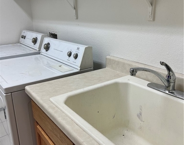 7513 Midnight Rambler Street - Photo Thumbnail 19