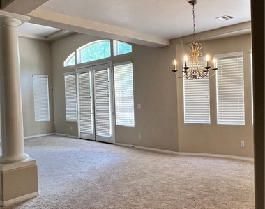 7513 Midnight Rambler Street - Photo Thumbnail 13