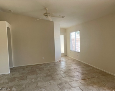 2400 Miki Court - Photo Thumbnail 2