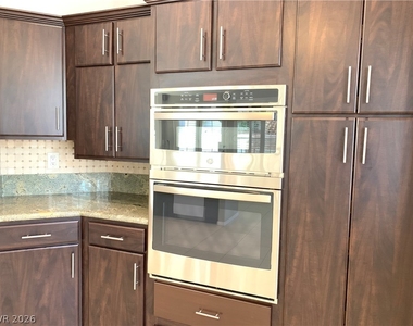 175 Buena Court - Photo Thumbnail 16