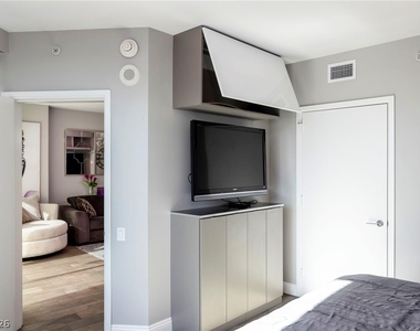 222 Karen Avenue - Photo Thumbnail 6