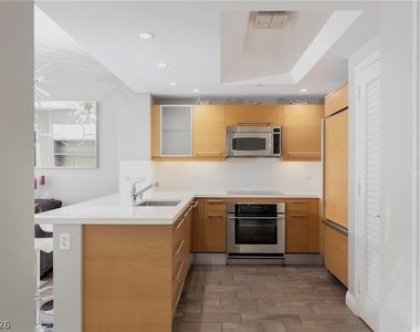222 Karen Avenue - Photo Thumbnail 4