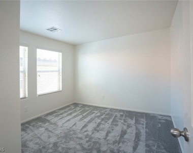 10213 Yarmouth Sea Court - Photo Thumbnail 18
