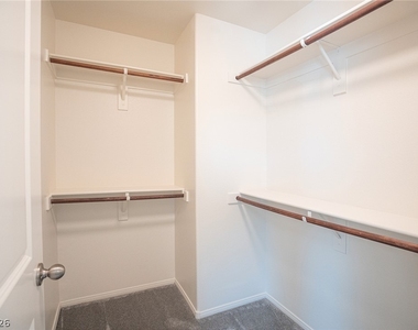 10213 Yarmouth Sea Court - Photo Thumbnail 12