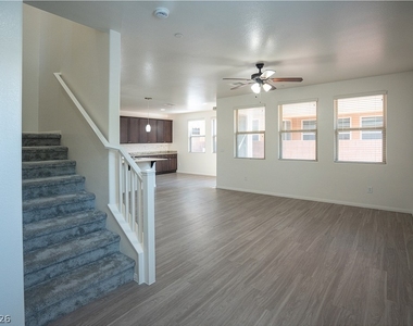 10213 Yarmouth Sea Court - Photo Thumbnail 2