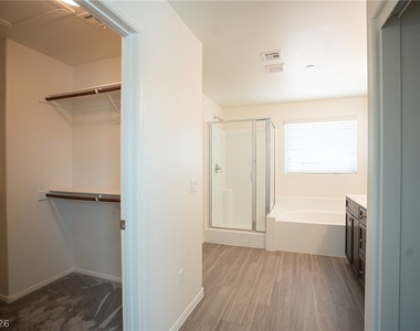 10213 Yarmouth Sea Court - Photo Thumbnail 10