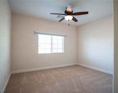 9419 Sparkling Wing Court - Photo Thumbnail 25
