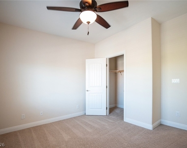 9419 Sparkling Wing Court - Photo Thumbnail 26