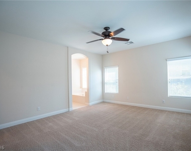 9419 Sparkling Wing Court - Photo Thumbnail 13