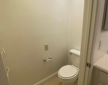 2200 S Fort Apache Road - Photo Thumbnail 20