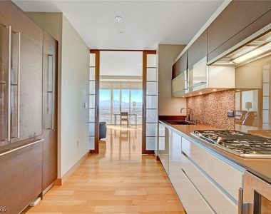 3750 Las Vegas Boulevard - Photo Thumbnail 14