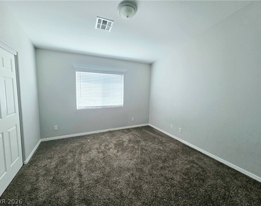 521 Newberry Springs Drive - Photo Thumbnail 17