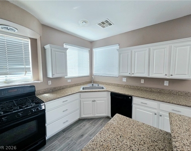 521 Newberry Springs Drive - Photo Thumbnail 6