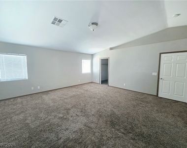 521 Newberry Springs Drive - Photo Thumbnail 20