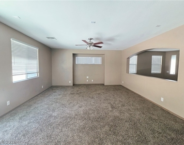 521 Newberry Springs Drive - Photo Thumbnail 3