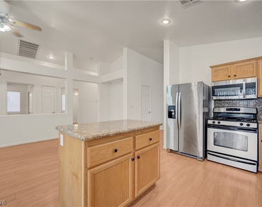 8545 Hidden Pines Avenue - Photo Thumbnail 11