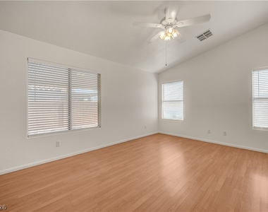 8545 Hidden Pines Avenue - Photo Thumbnail 17
