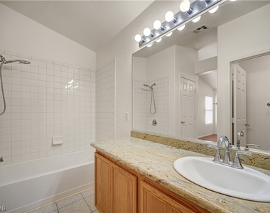 8545 Hidden Pines Avenue - Photo Thumbnail 22