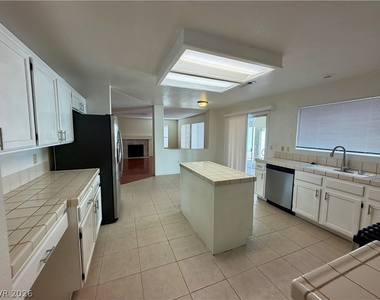 5 Tarryall Terrace - Photo Thumbnail 6