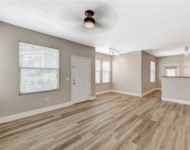 10001 Peace Way - Photo Thumbnail 5