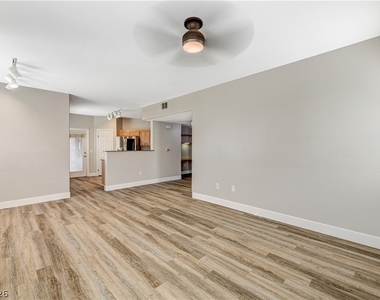 10001 Peace Way - Photo Thumbnail 6