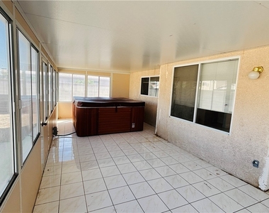 4402 Cinema Avenue - Photo Thumbnail 8
