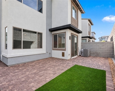 9234 Rampa Street - Photo Thumbnail 35