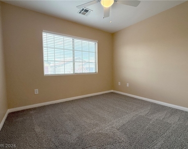 5412 Tinker Toy Avenue - Photo Thumbnail 16