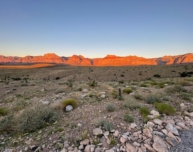 12608 Heritage Heights Drive - Photo Thumbnail 1
