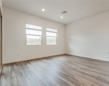 12608 Heritage Heights Drive - Photo Thumbnail 16