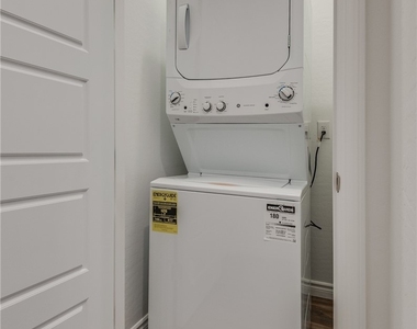 12608 Heritage Heights Drive - Photo Thumbnail 49