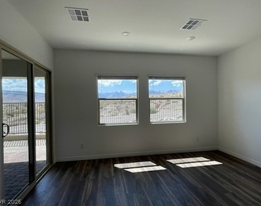 12608 Heritage Heights Drive - Photo Thumbnail 17