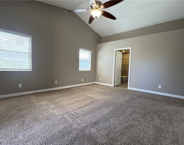 7209 Pisa Avenue - Photo Thumbnail 45