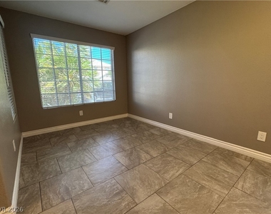 7209 Pisa Avenue - Photo Thumbnail 5