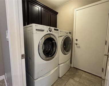 7209 Pisa Avenue - Photo Thumbnail 22